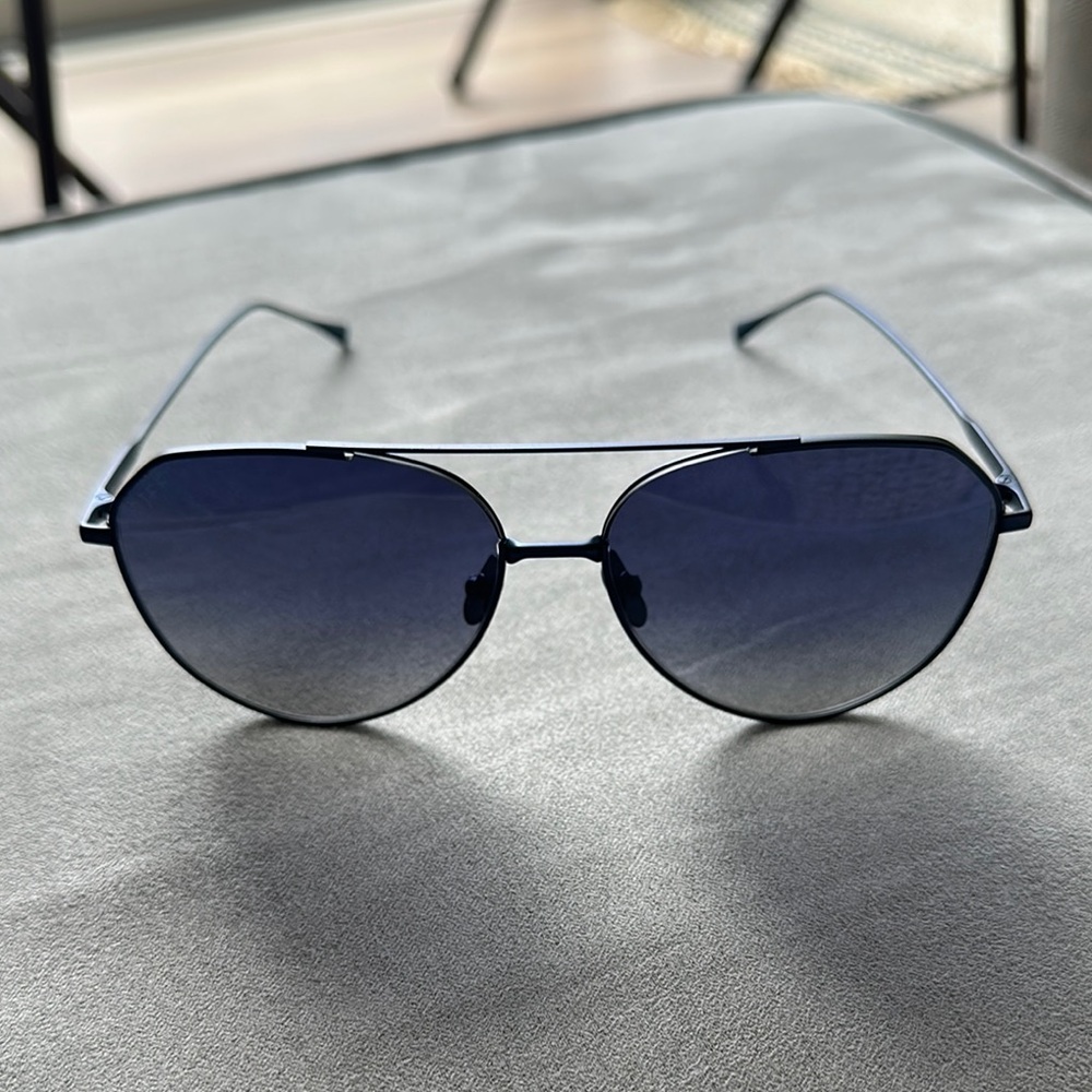 NEW Diff Blue Aviator Sunglasses